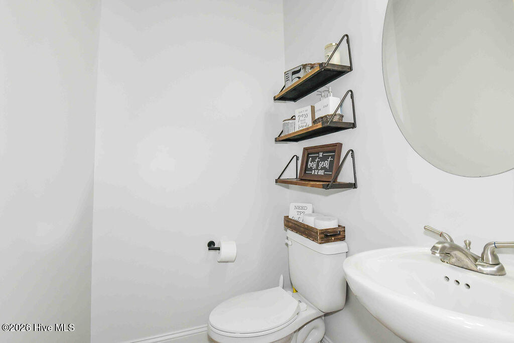 815 Paul McCain Road Aberdeen, NC 28315 - Photo 10 of 29 Half Bath