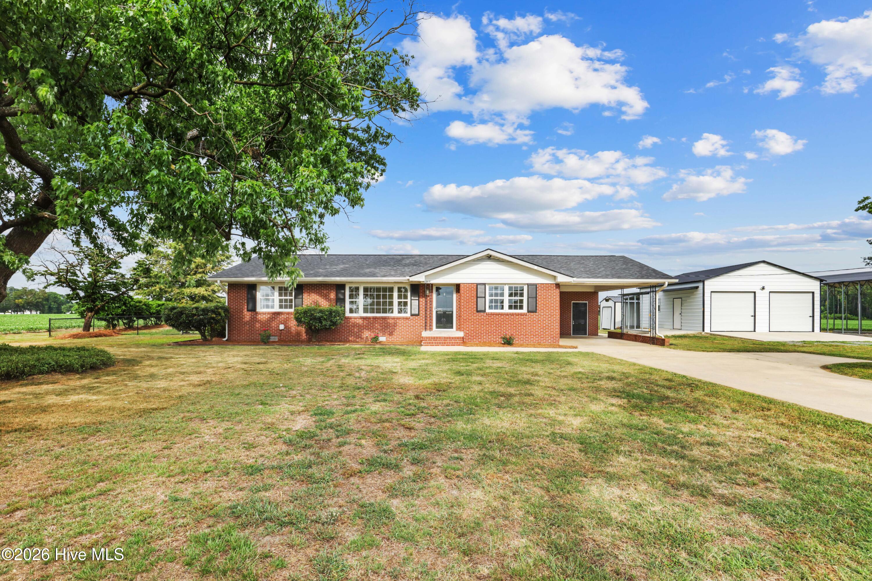 1327 John Green Smith Road Kinston, NC 28504 - Photo 5 of 63