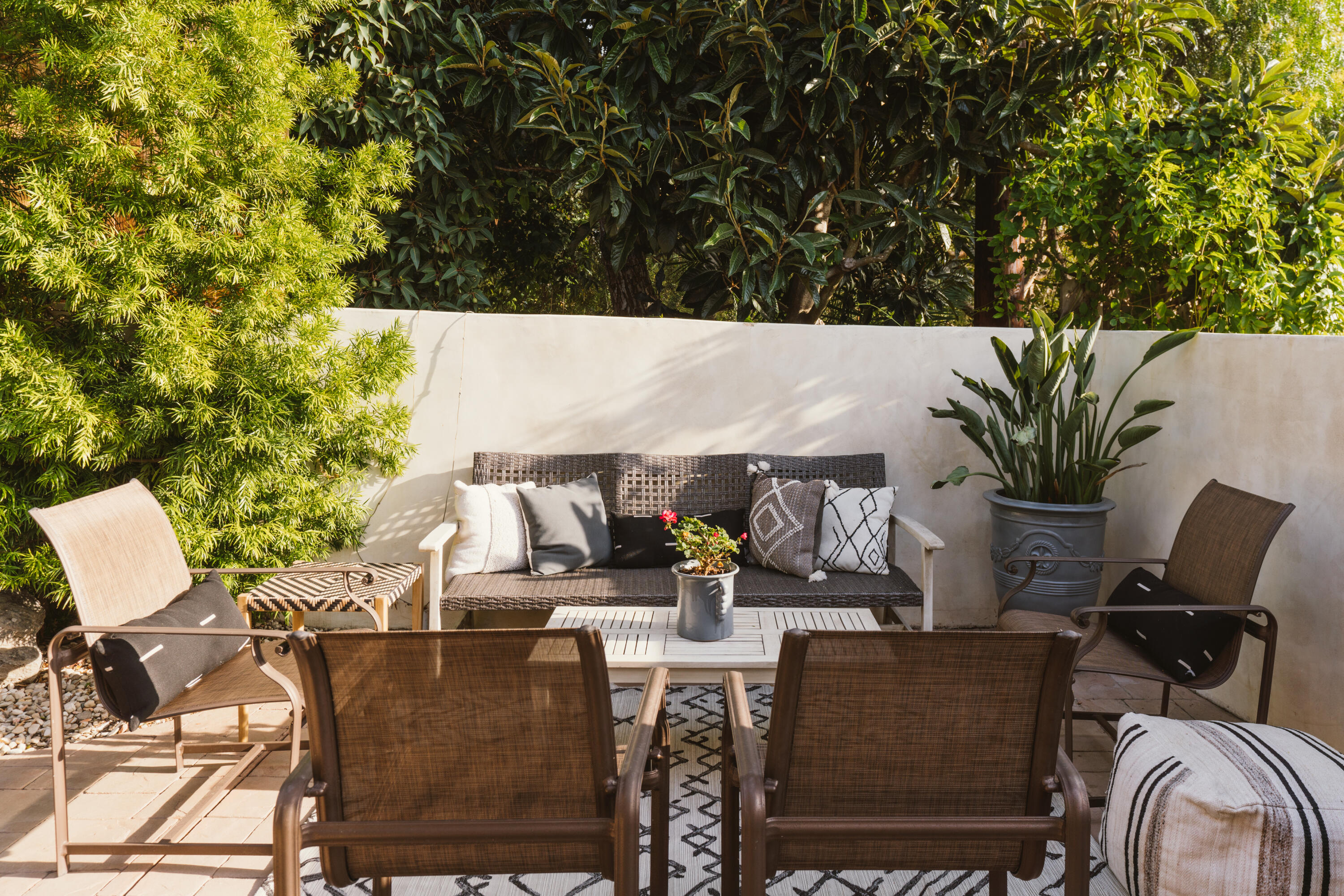 844 Meigs Road Santa Barbara, CA 93109 - Photo 25 of 32 a view of outdoor space yard and patio