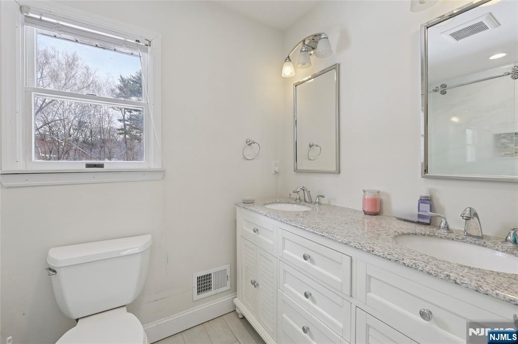 363 Vesta Court Ridgewood, NJ 07450 - Photo 22 of 29