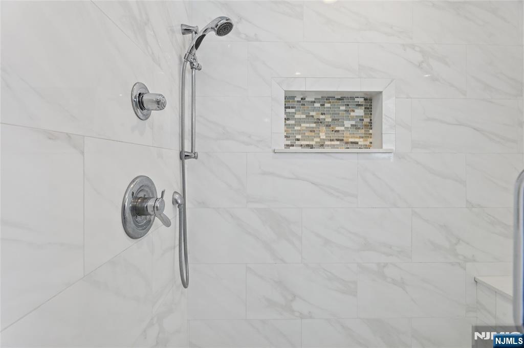 363 Vesta Court Ridgewood, NJ 07450 - Photo 23 of 29