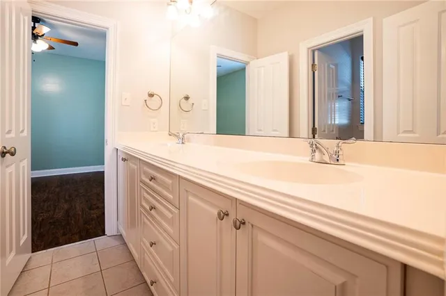 $350,000 | 705 North Woodlawn Avenue, Metairie, LA 70001