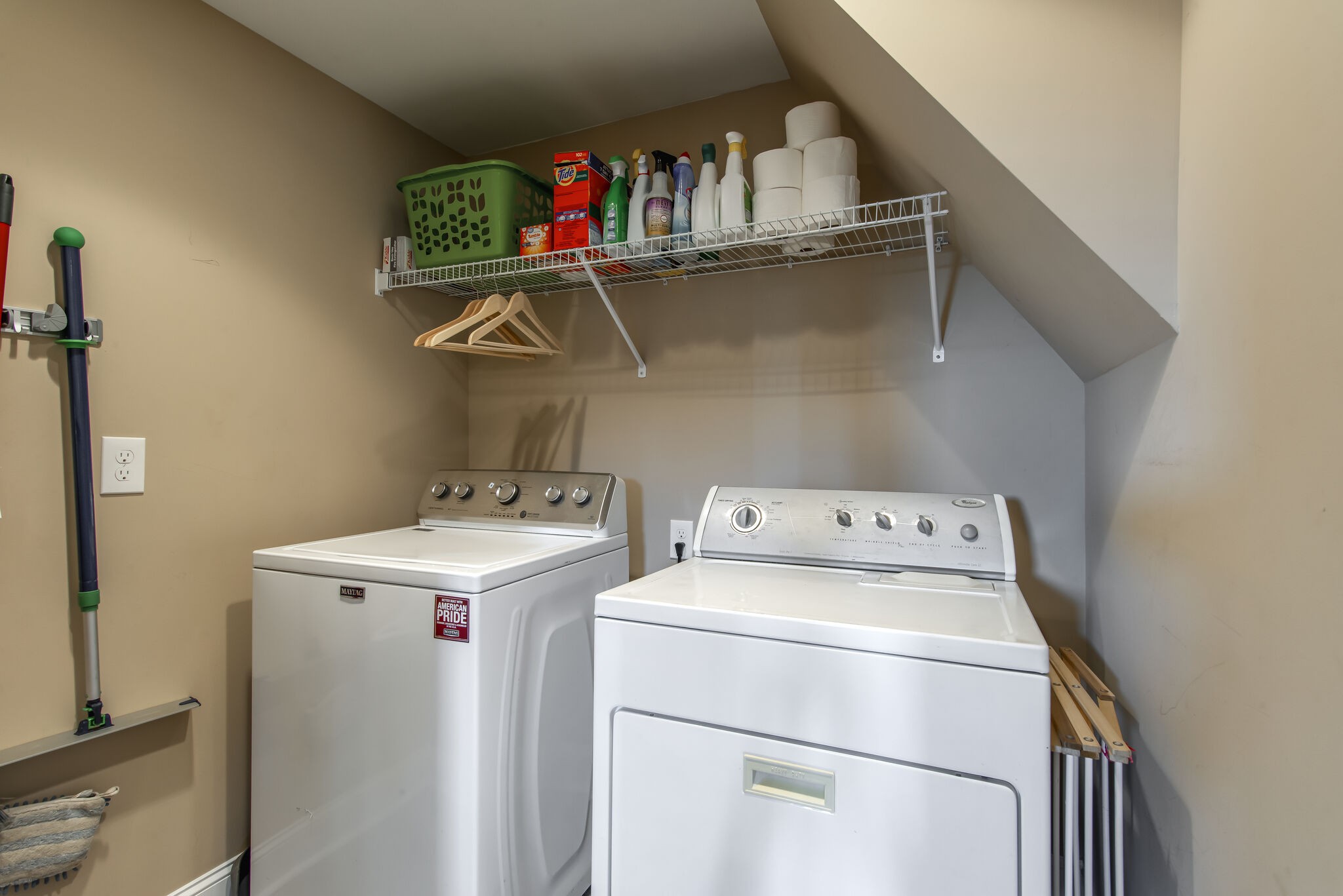 357 Flora Maxwell Road Nashville, TN 37211 - Photo 16 of 31 a utility room with dryer and washer