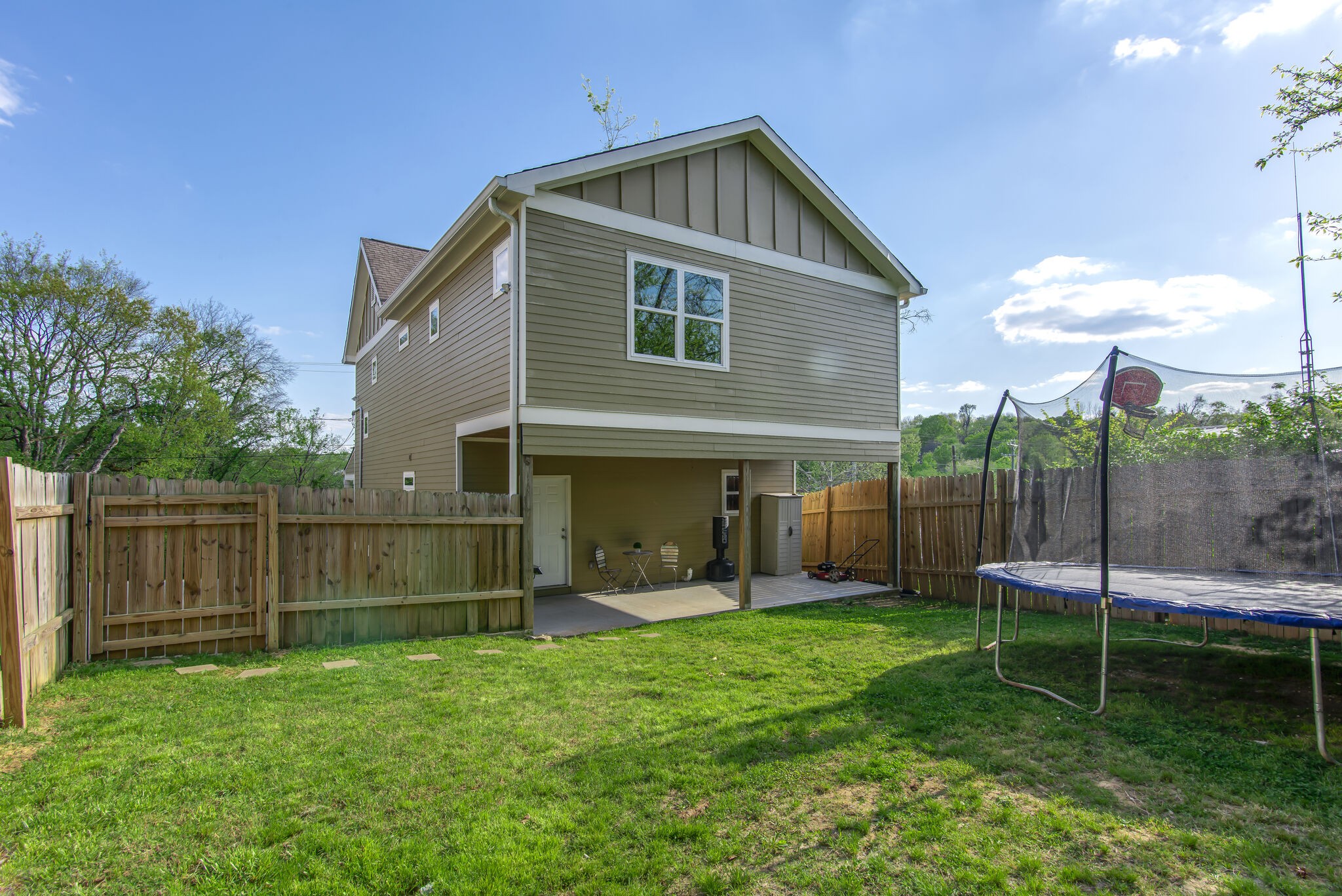 357 Flora Maxwell Road Nashville, TN 37211 - Photo 31 of 31 a front view of a house with garden