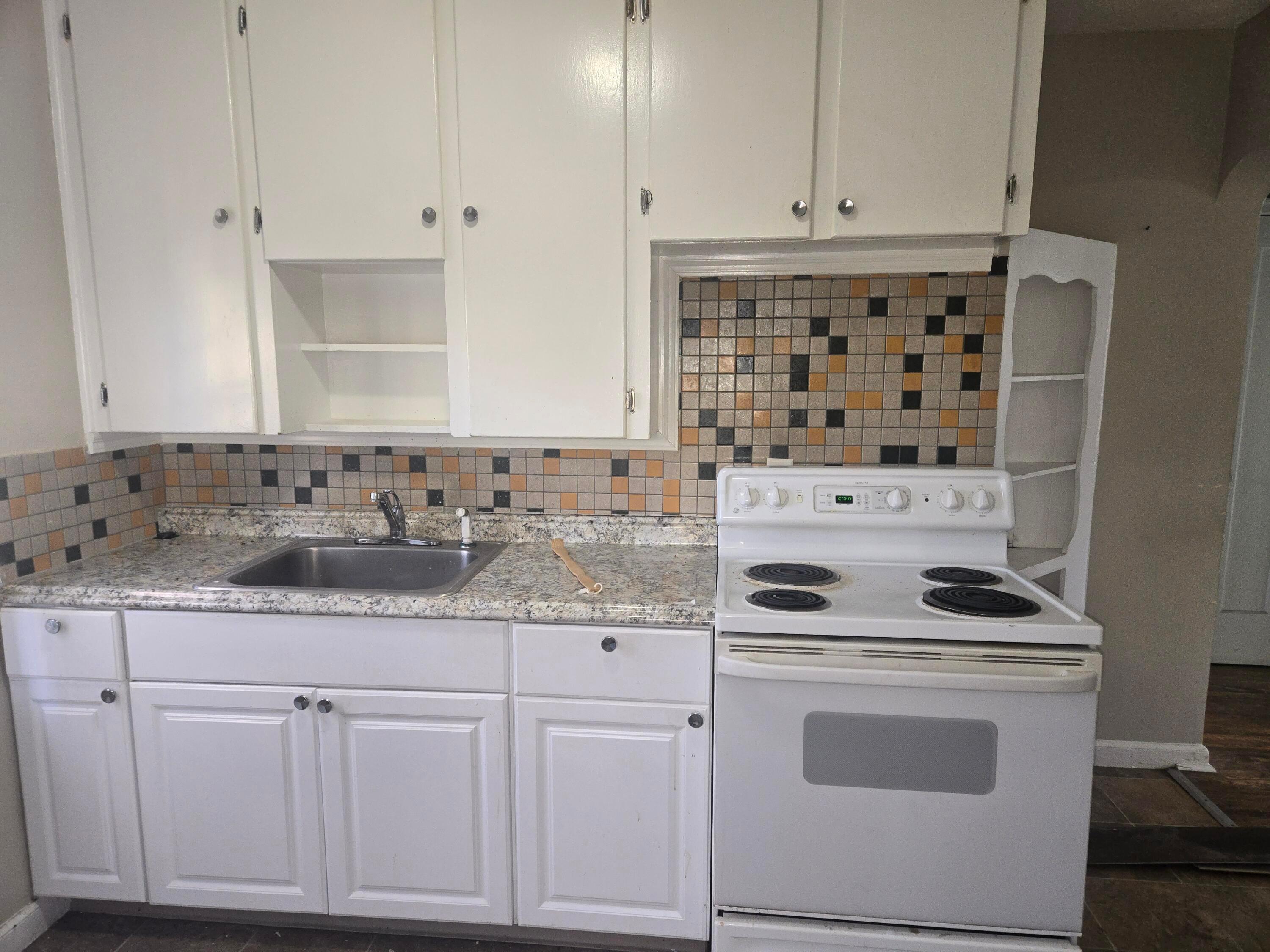 2152 Gerbert Road Columbus, OH 43211 - Photo 6 of 20