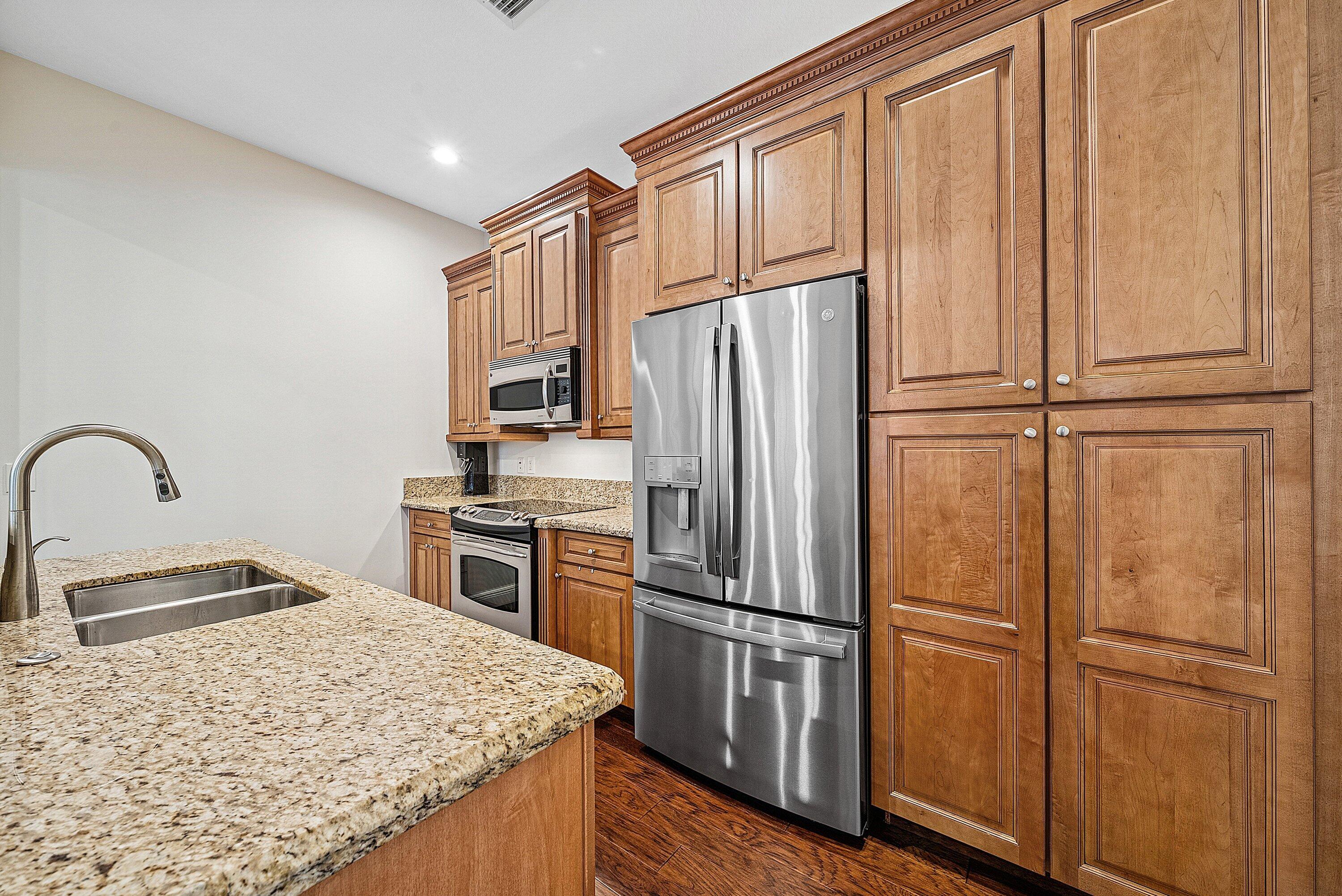 834 Northwest 83rd Lane Boca Raton, FL 33487 - Photo 22 of 58 022-834Northwest83rdLane-BocaRaton-FL-33