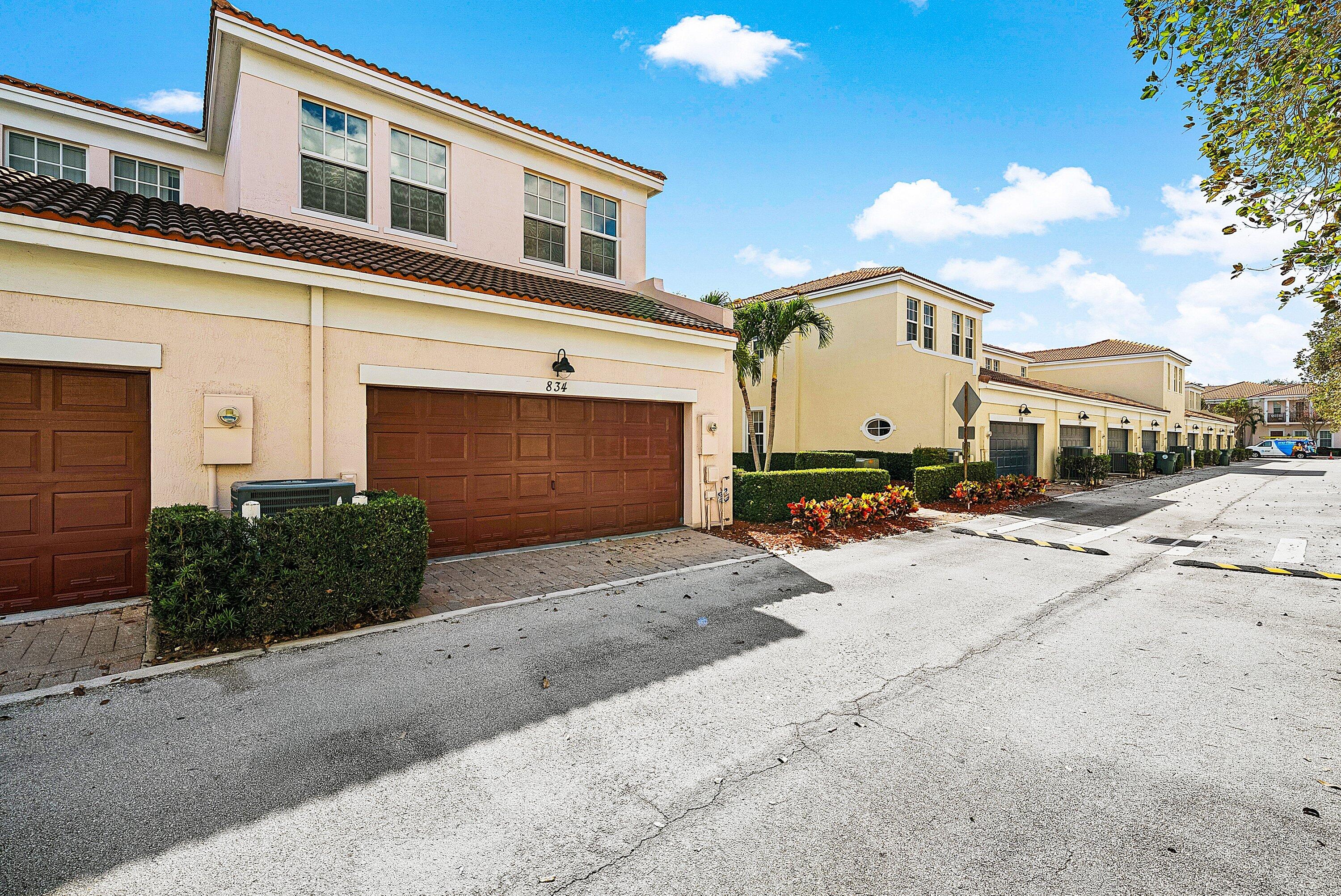 834 Northwest 83rd Lane Boca Raton, FL 33487 - Photo 38 of 58 038-834Northwest83rdLane-BocaRaton-FL-33
