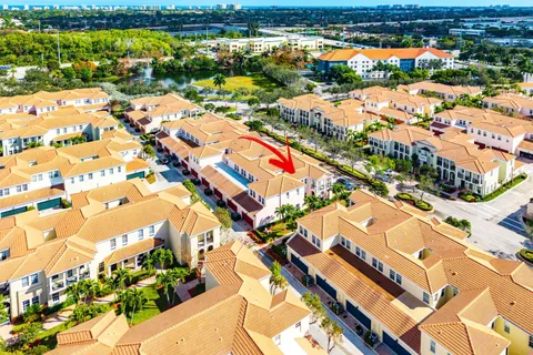 $675,000 | 834 Northwest 83rd Lane, Boca Raton, FL 33487