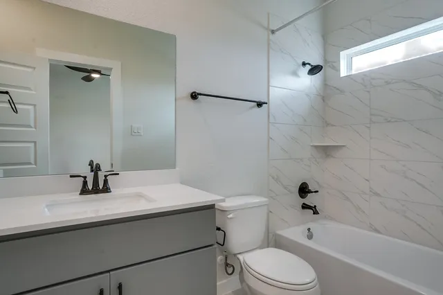 $2,850 | 506 Retozo Cove, Liberty Hill, TX 78642