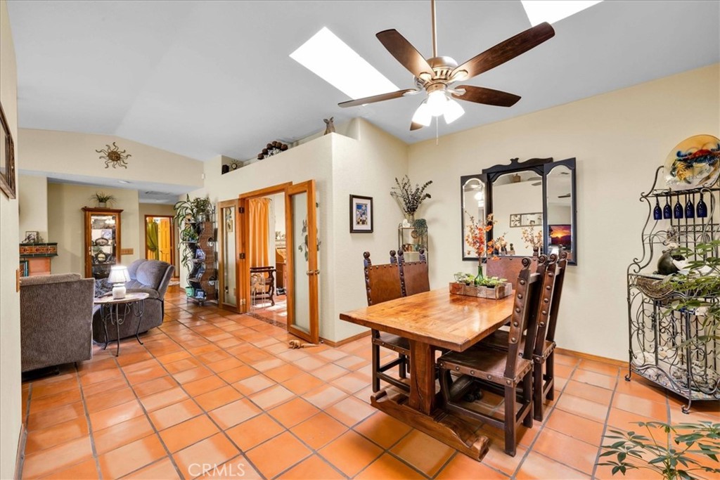 10341 Pinon Avenue Morongo Valley, CA 92256 - Photo 11 of 68