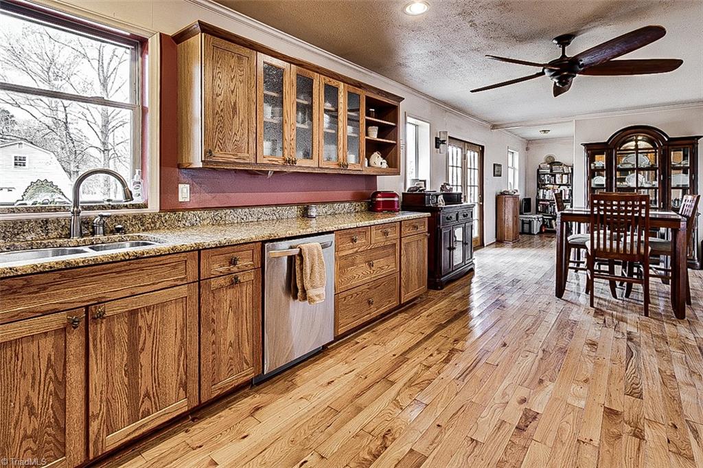 3321 Dillon Road Jamestown, NC 27282 - Photo 16 of 36 Gallery Image 16