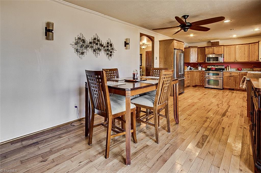 3321 Dillon Road Jamestown, NC 27282 - Photo 19 of 36 Gallery Image 19