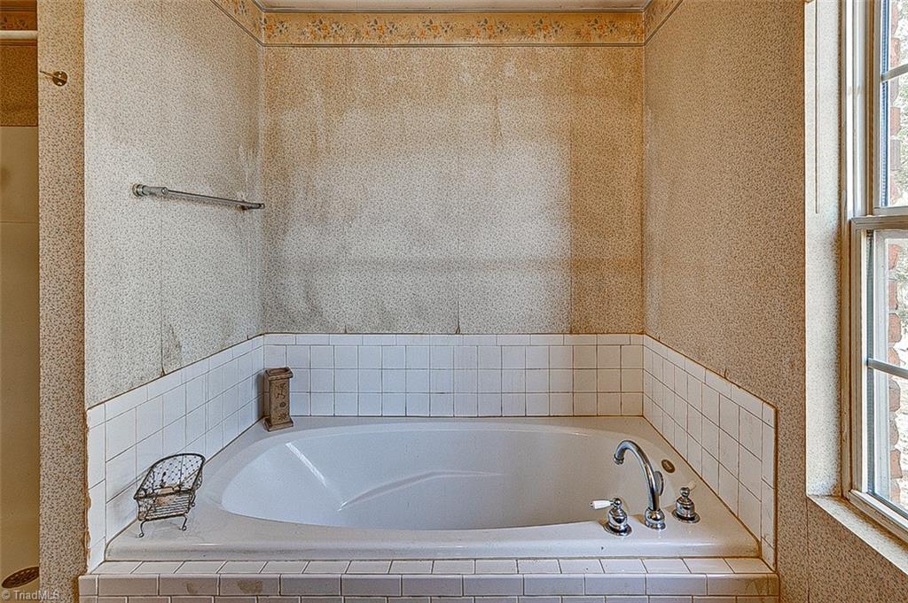 3321 Dillon Road Jamestown, NC 27282 - Photo 33 of 36 Gallery Image 33
