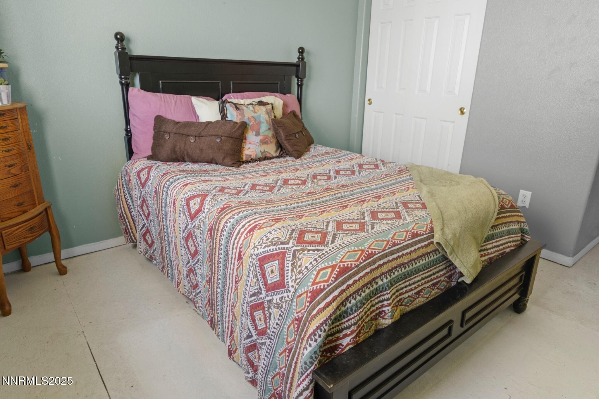 1405 Buck Board Way Fernley, NV 89408 - Photo 14 of 32 _S1A5509