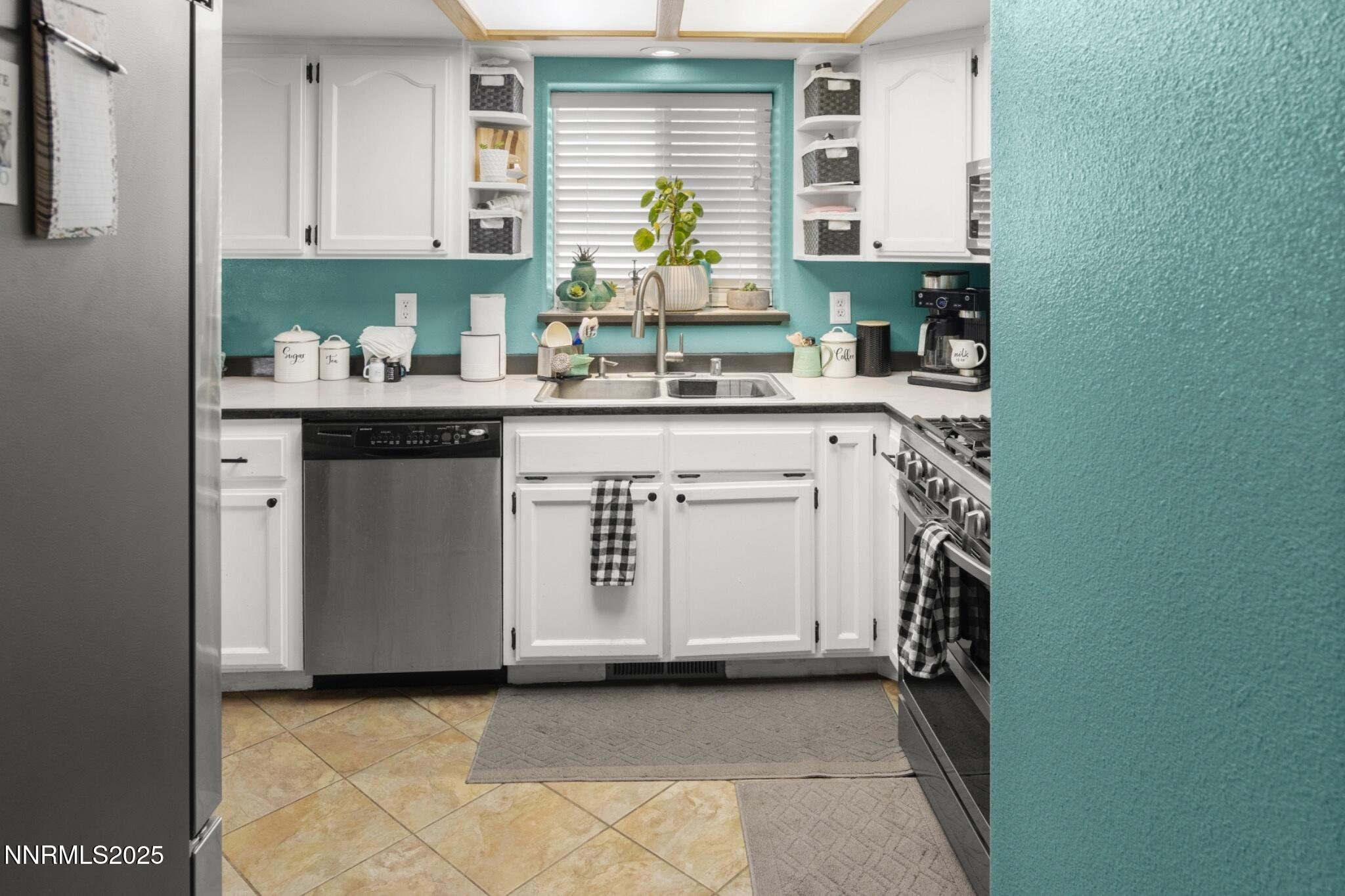 1405 Buck Board Way Fernley, NV 89408 - Photo 8 of 32 _S1A5475