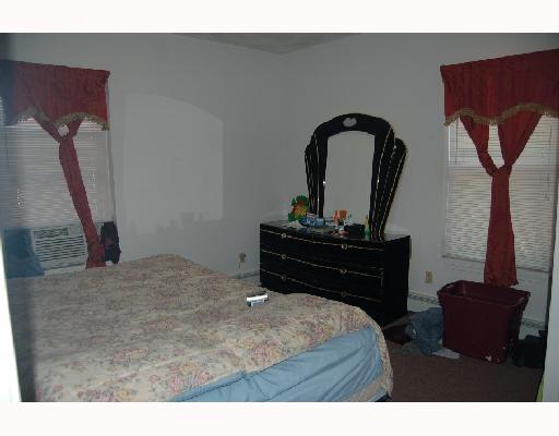 192 Lincoln Street, Unit 1A Woonsocket, RI 02895 - Photo 3 of 6 Master Bedroom.