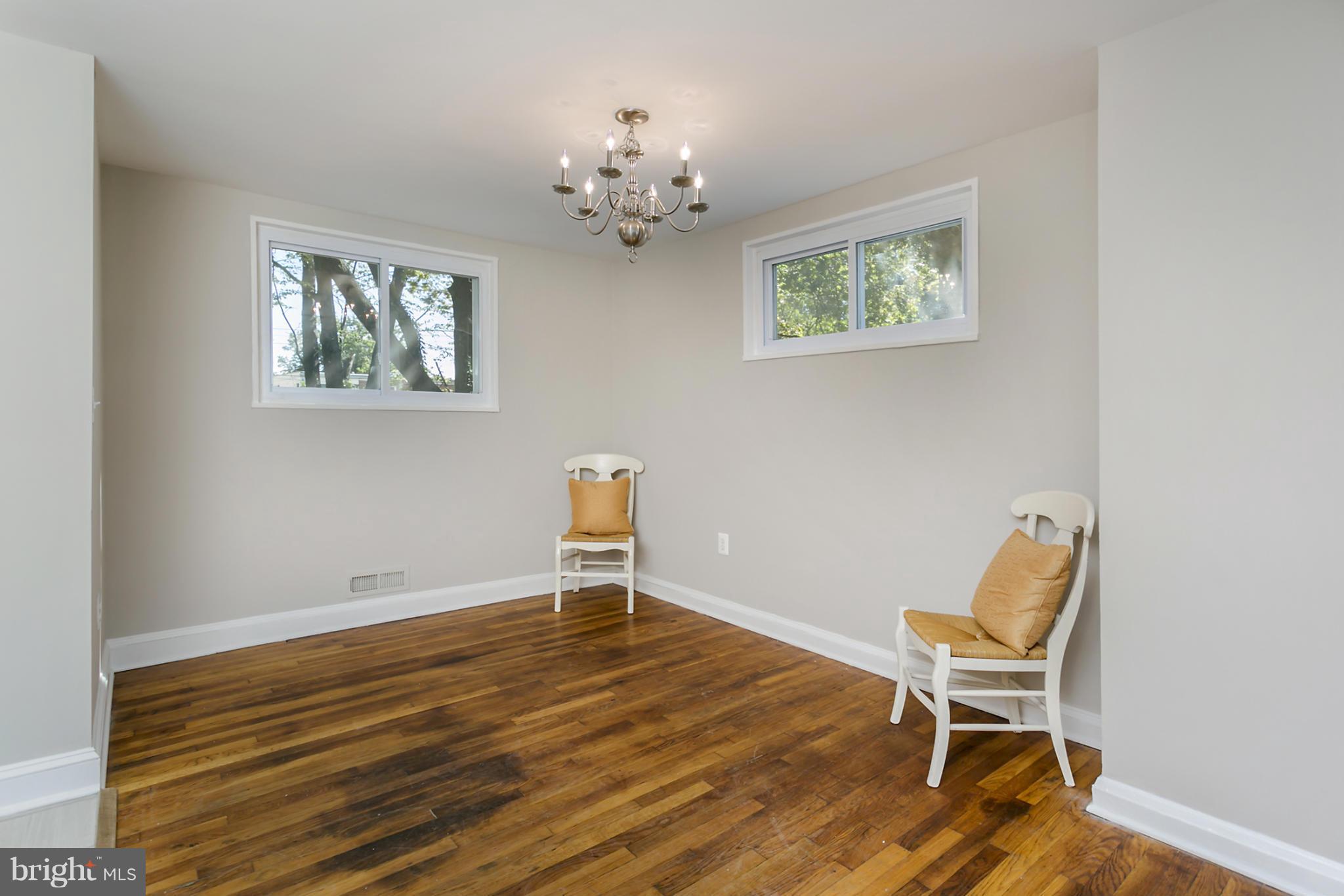 5319 Lothian Road Baltimore, MD 21212 - Photo 16 of 21 Dining Room