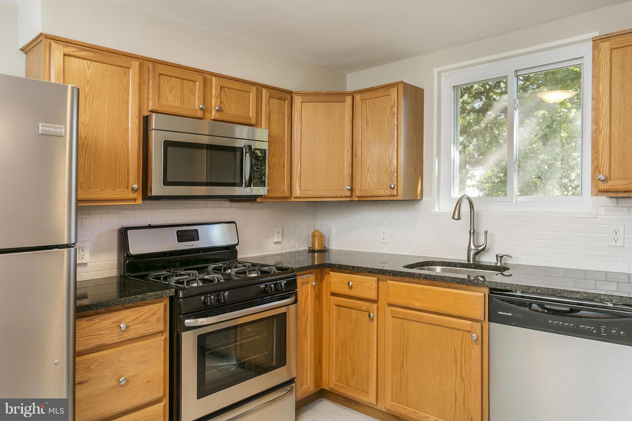 5319 Lothian Road Baltimore, MD 21212 - Photo 6 of 21 Kitchen