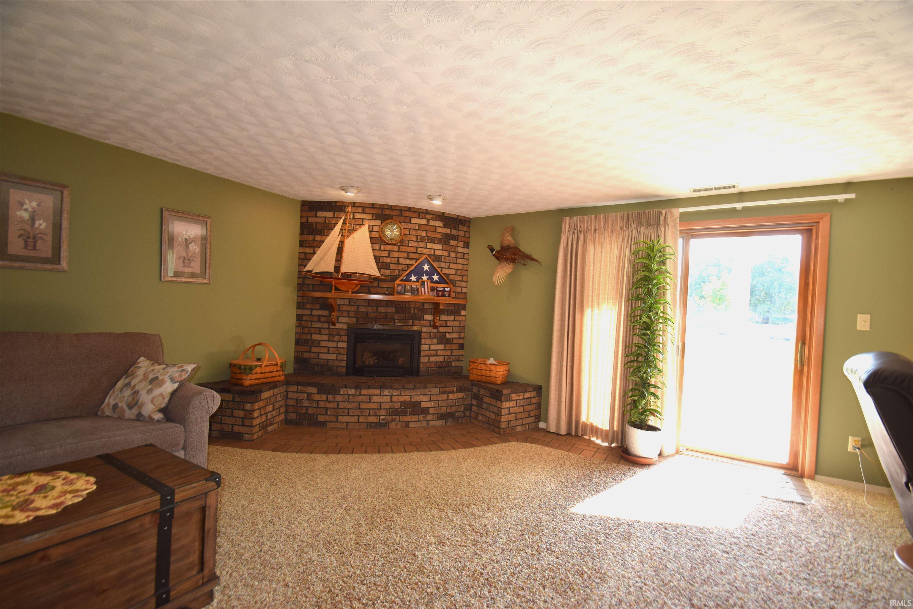 9942 Lincoln Road Syracuse, IN 46567 - Photo 18 of 36 Gallery Image 18