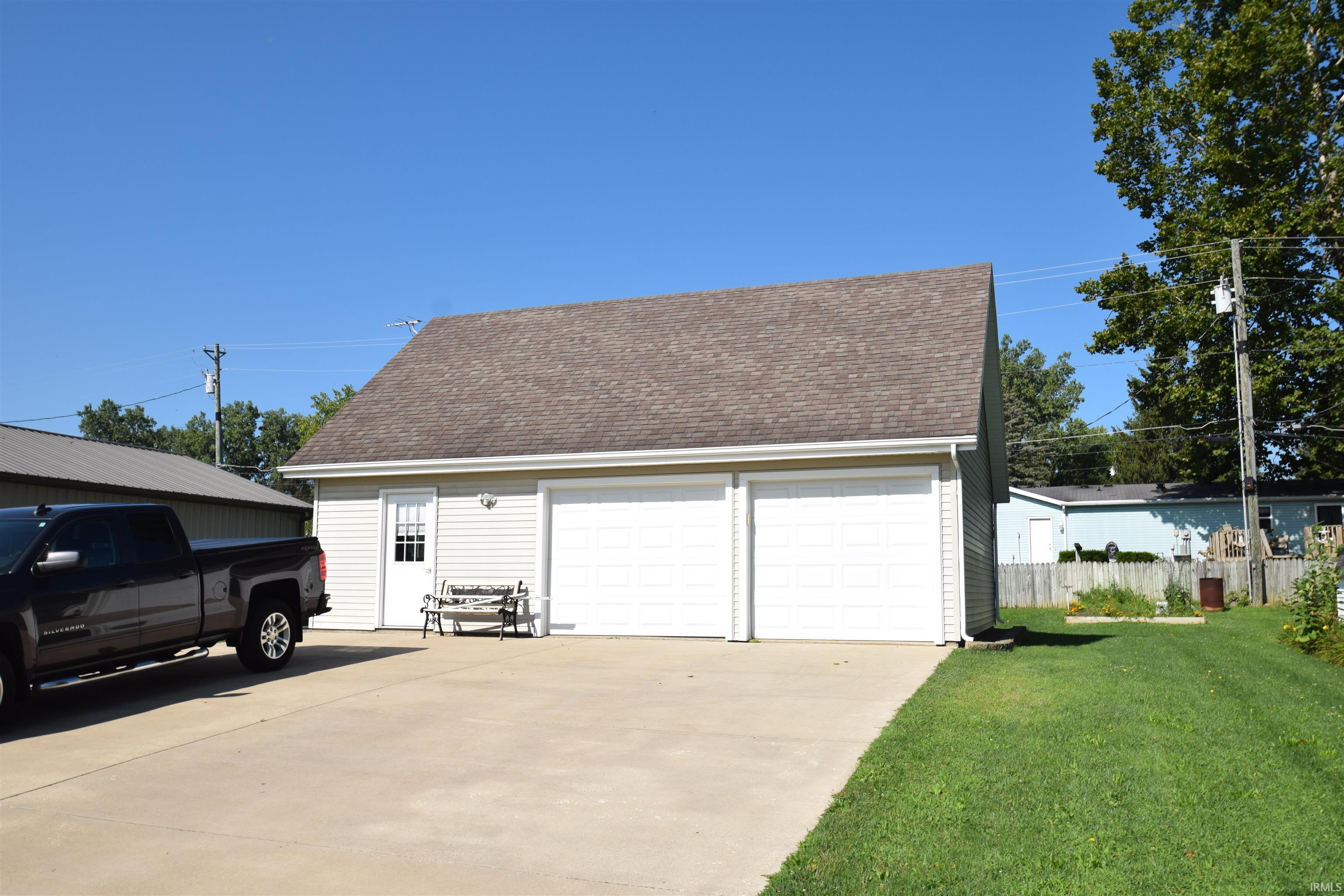 9942 Lincoln Road Syracuse, IN 46567 - Photo 29 of 36 Gallery Image 29