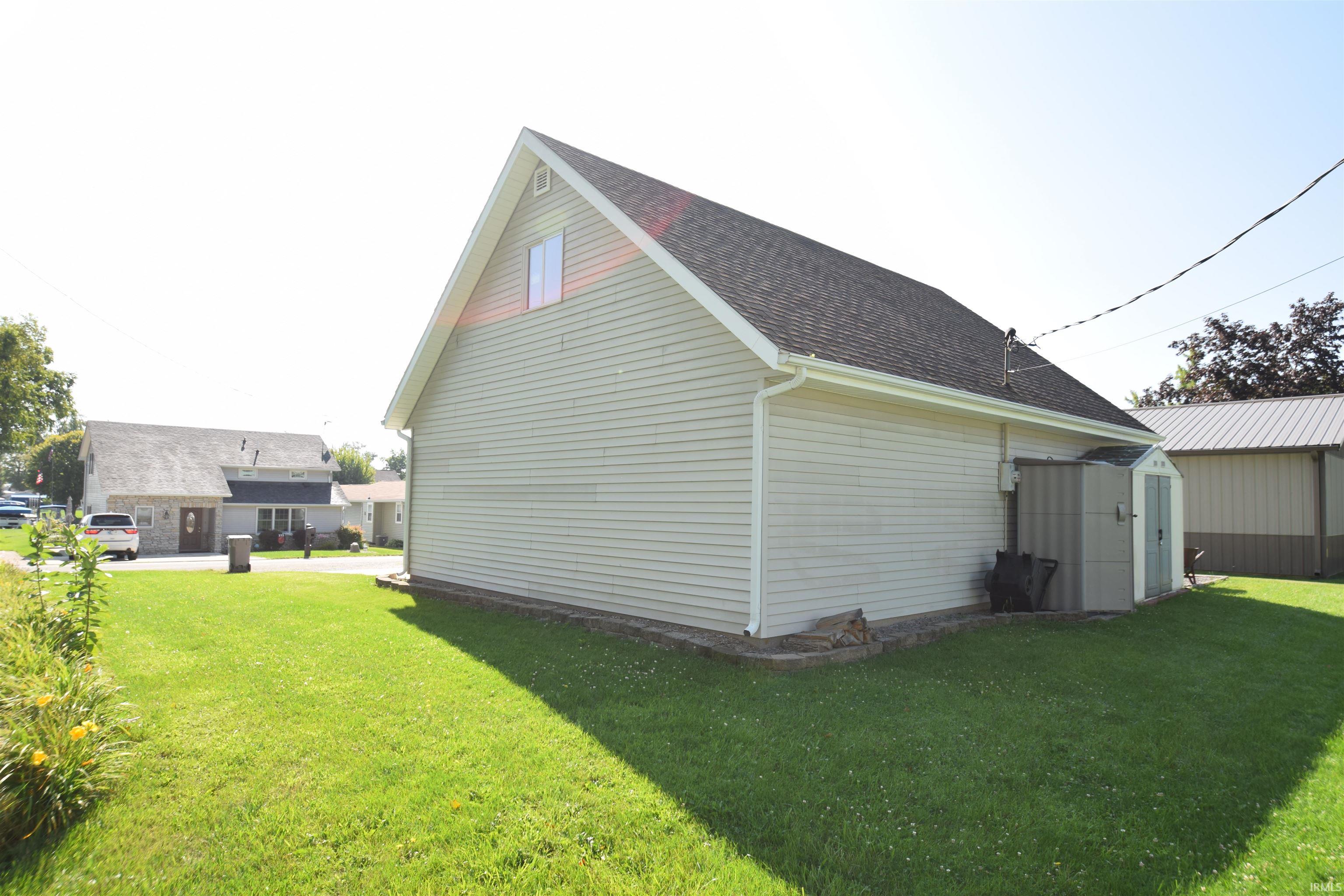 9942 Lincoln Road Syracuse, IN 46567 - Photo 36 of 36 Gallery Image 36