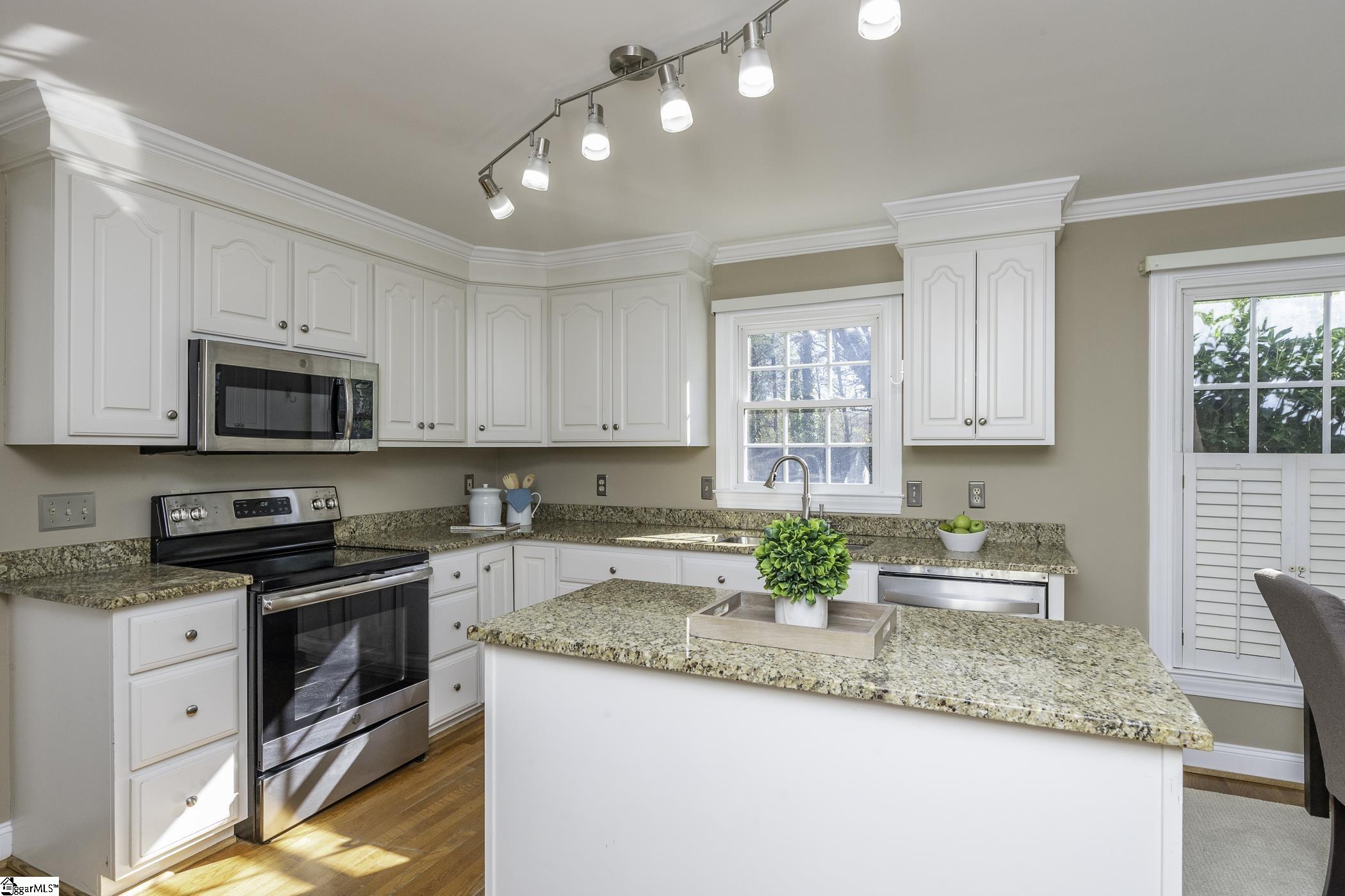 113 Fox Run Circle Greer, SC 29651 - Photo 13 of 32