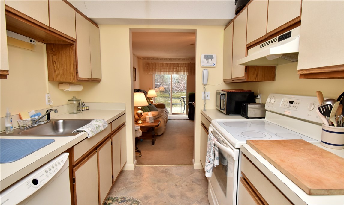 12 Apache Drive, Unit A Westerly, RI 02891 - Photo 13 of 24