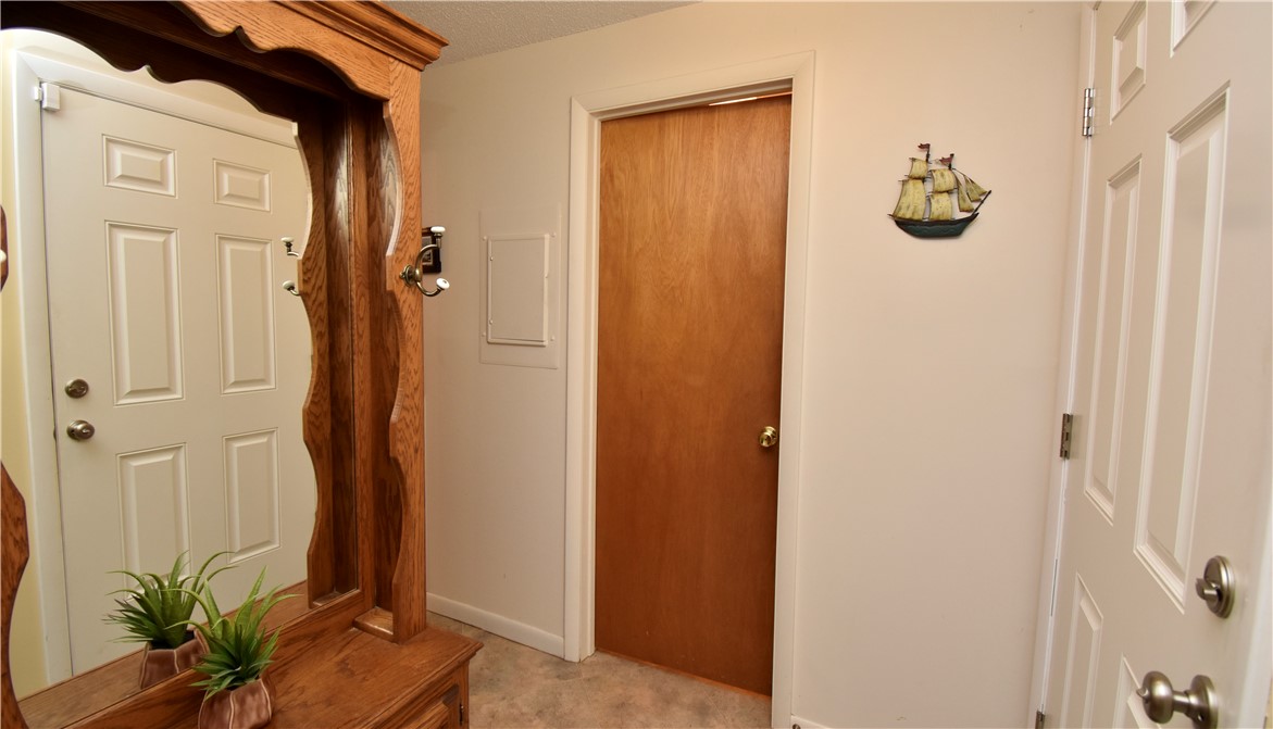 12 Apache Drive, Unit A Westerly, RI 02891 - Photo 4 of 24