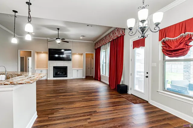 $379,900 | 1055 North Ezidore Avenue, Gramercy, LA 70052