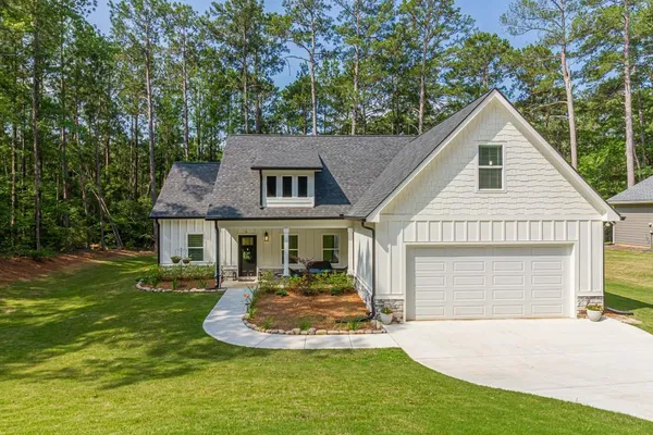 $415,000 | 84 Swallow Court, Monticello, GA 31064