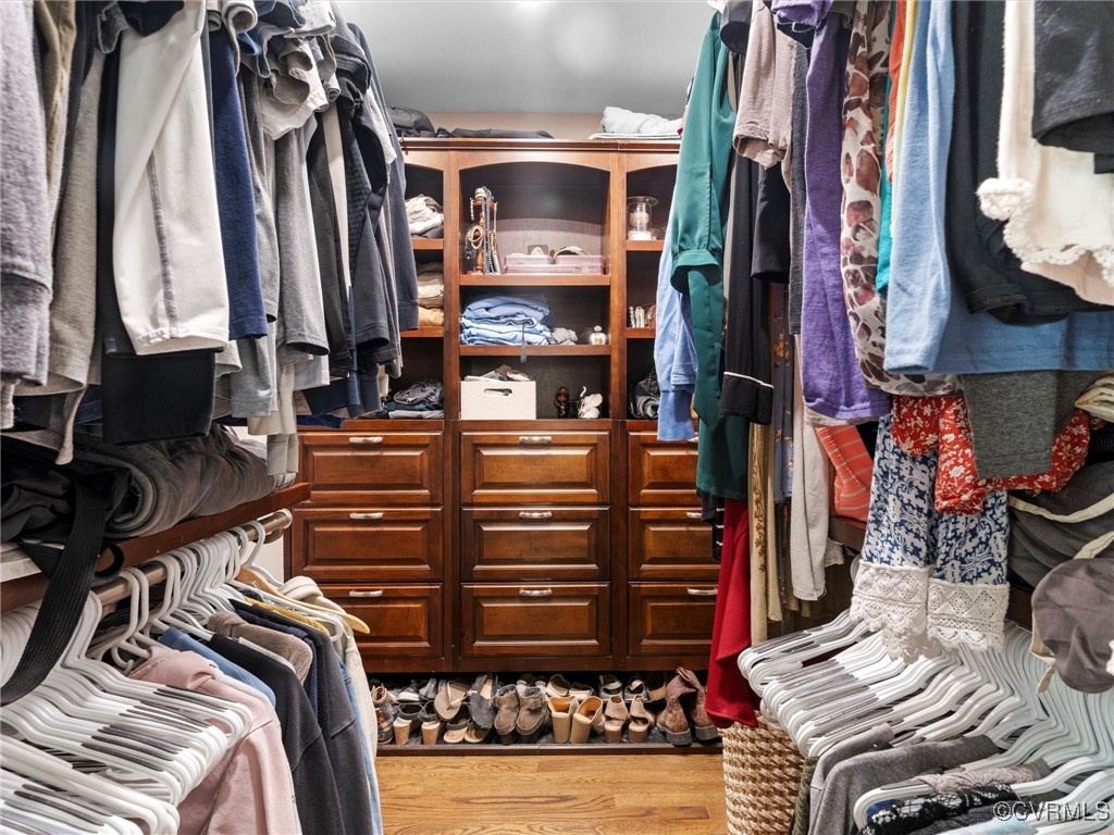 1979 Commins Road Aylett, VA 23009 - Photo 24 of 45 Walk-in Closet