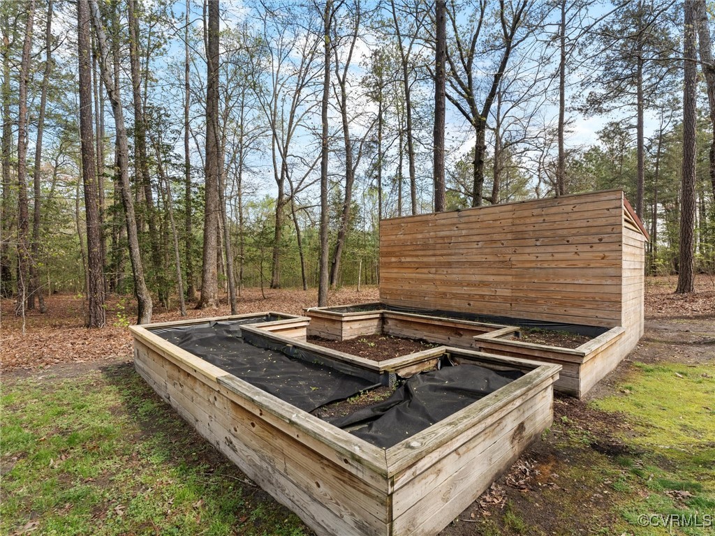 1979 Commins Road Aylett, VA 23009 - Photo 43 of 45 Raised Beds & Garden Shed