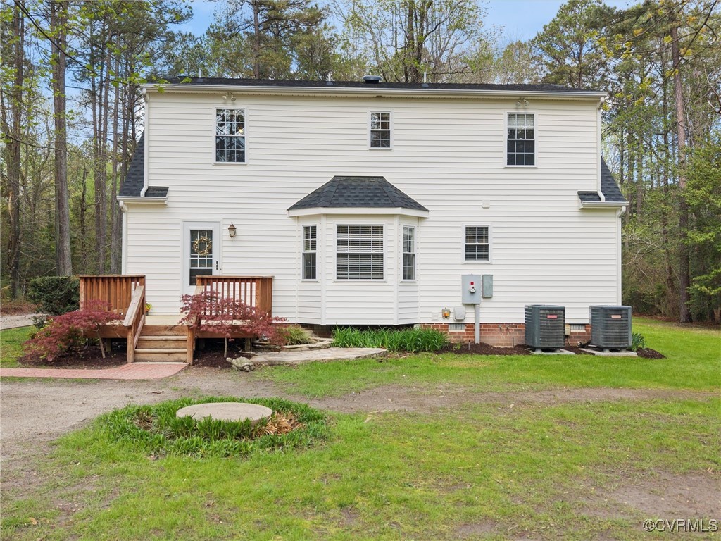 1979 Commins Road Aylett, VA 23009 - Photo 6 of 45