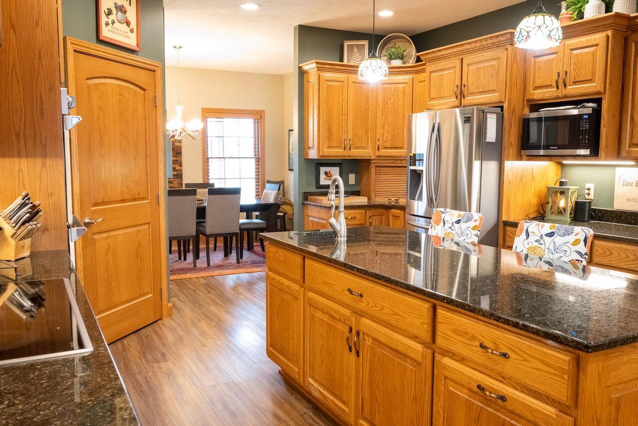 4387 Mahar Road Springfield, OH 45502 - Photo 20 of 71 Large Pantry