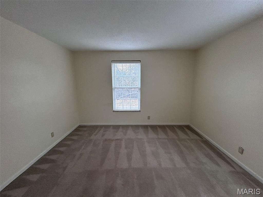 1128 South Mason Road Town and Country, MO 63131 - Photo 11 of 18