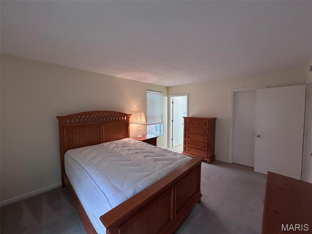 1128 South Mason Road Town and Country, MO 63131 - Photo 16 of 18