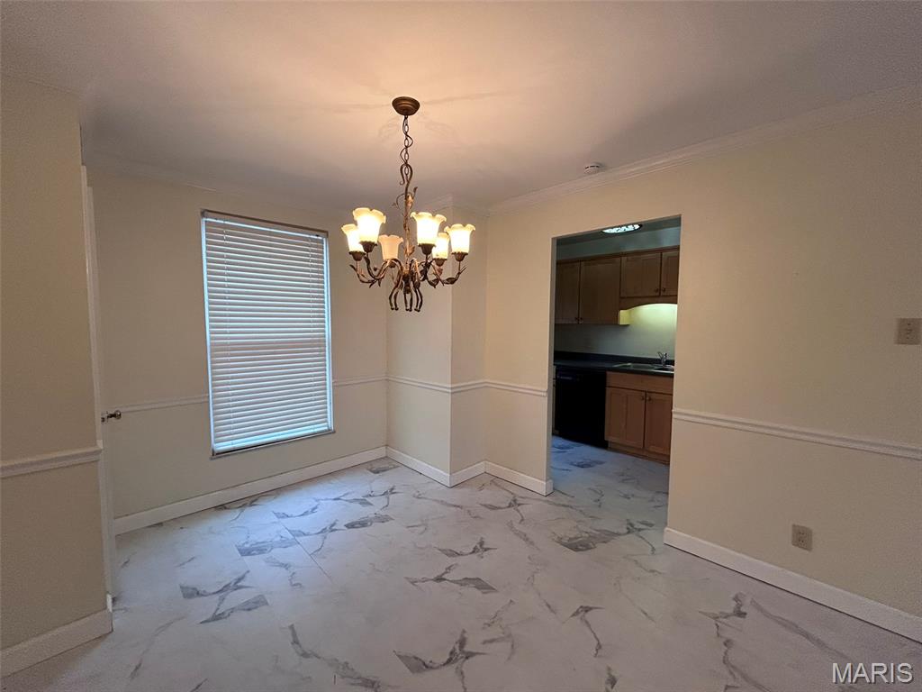 1128 South Mason Road Town and Country, MO 63131 - Photo 4 of 18