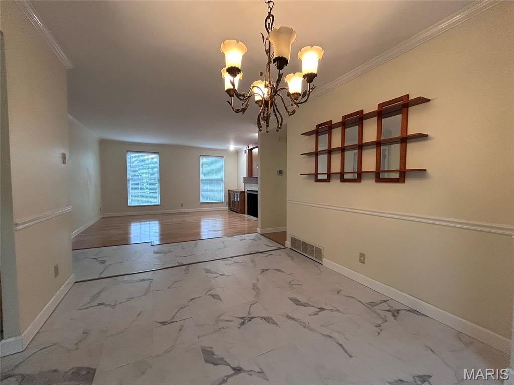 1128 South Mason Road Town and Country, MO 63131 - Photo 5 of 18