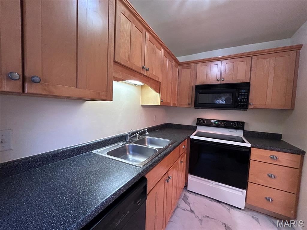 1128 South Mason Road Town and Country, MO 63131 - Photo 7 of 18