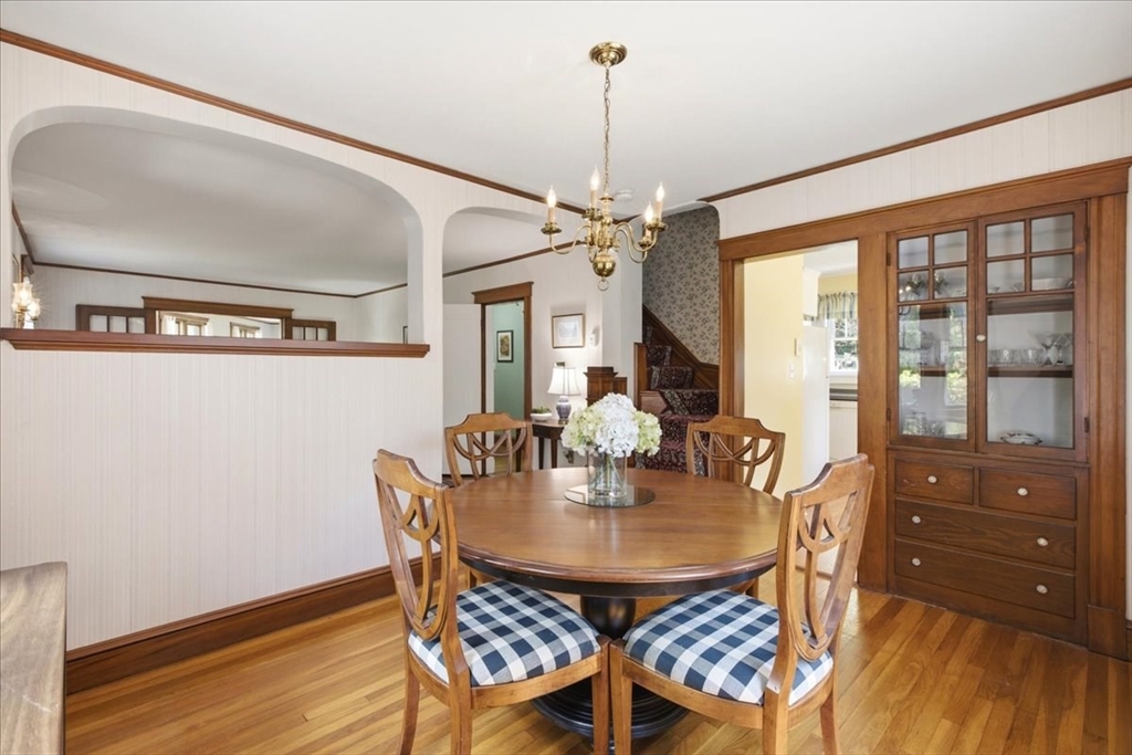 366 Warren Street Needham, MA 02492 - Photo 7 of 22