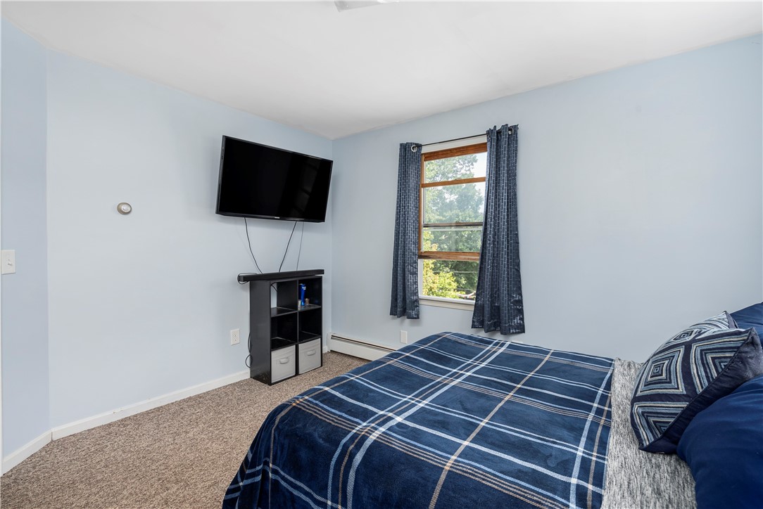 238 William Henry Road Scituate, RI 02857 - Photo 15 of 32