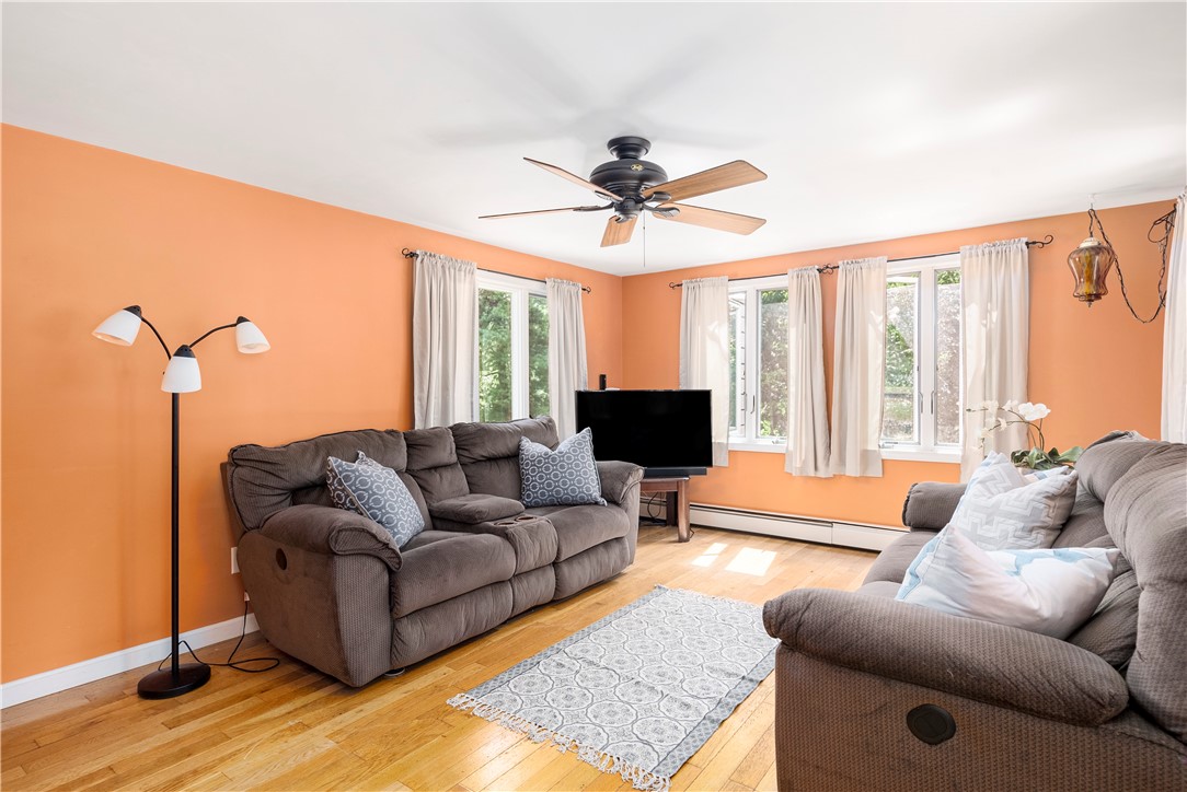 238 William Henry Road Scituate, RI 02857 - Photo 2 of 32