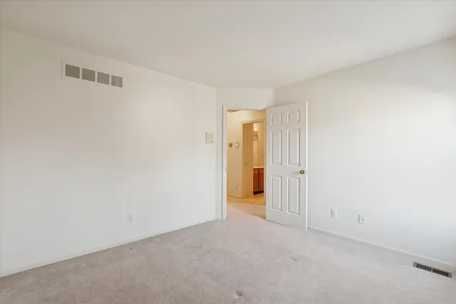 $479,900 | 16252 Country Knoll Drive, Northville, MI 48168