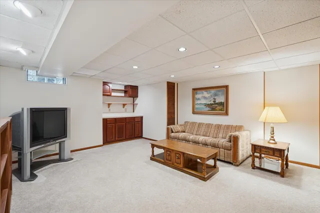 $479,900 | 16252 Country Knoll Drive, Northville, MI 48168