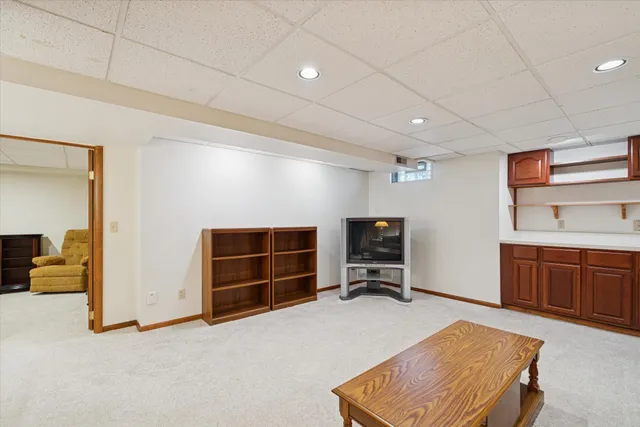 $479,900 | 16252 Country Knoll Drive, Northville, MI 48168