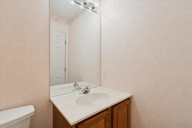 $479,900 | 16252 Country Knoll Drive, Northville, MI 48168