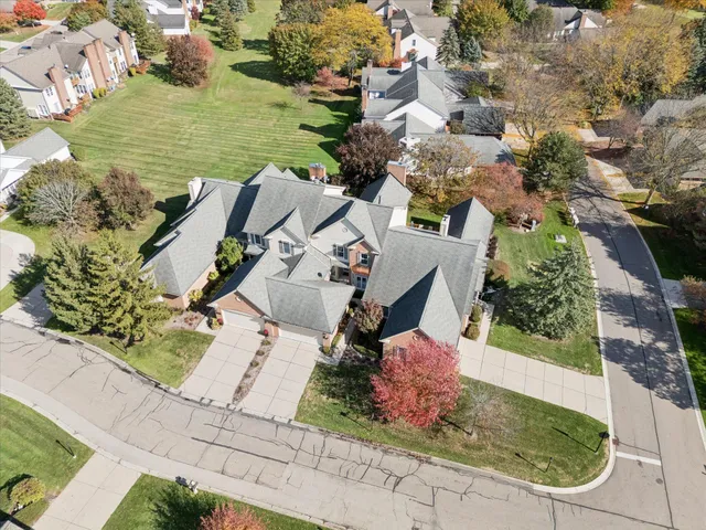 $479,900 | 16252 Country Knoll Drive, Northville, MI 48168