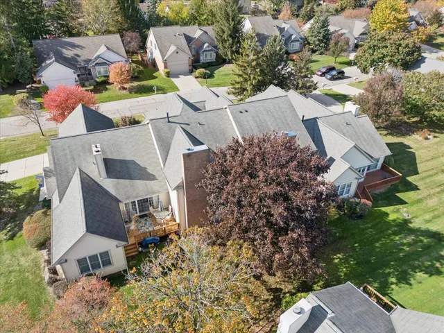 $479,900 | 16252 Country Knoll Drive, Northville, MI 48168