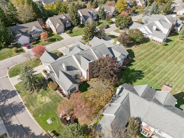 $479,900 | 16252 Country Knoll Drive, Northville, MI 48168