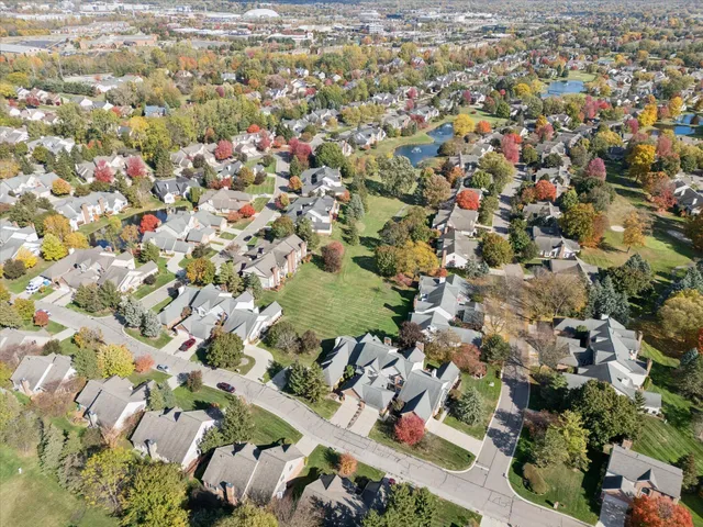 $479,900 | 16252 Country Knoll Drive, Northville, MI 48168